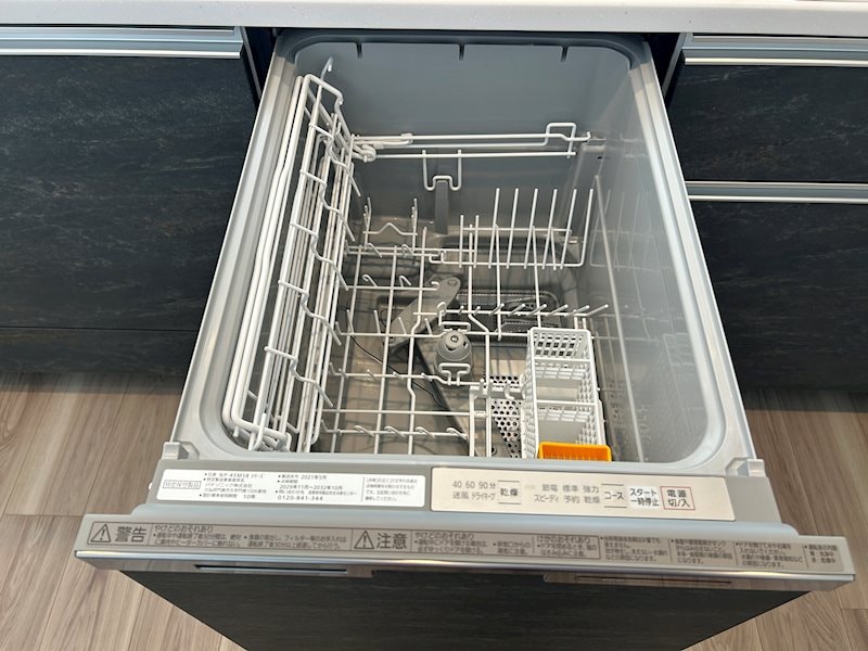  アルビオアルファ渚ガーデンII