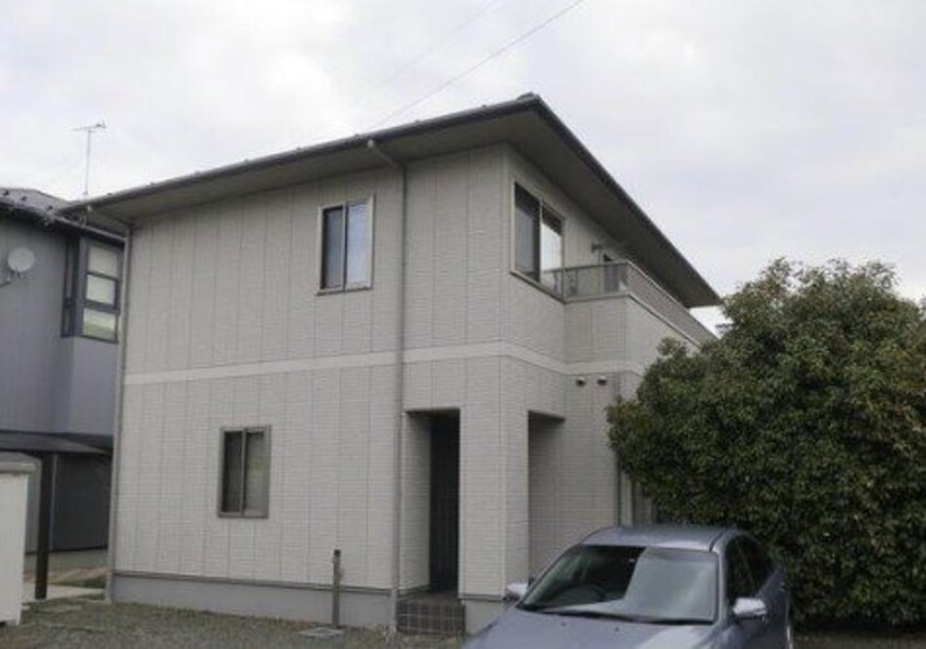  井川城河合貸家