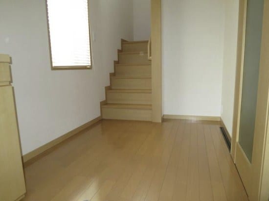  井川城河合貸家