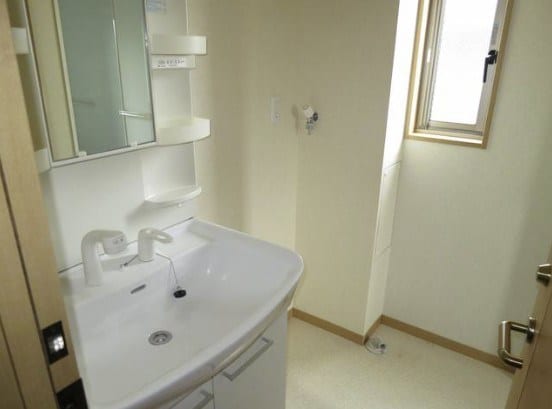  井川城河合貸家