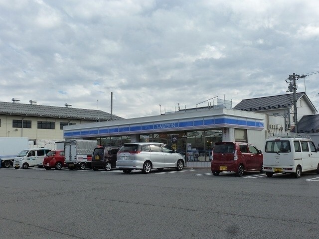 ﾛｰｿﾝ 長野西尾張部店(コンビニ)まで716m サンガーデンワカツキＥ棟