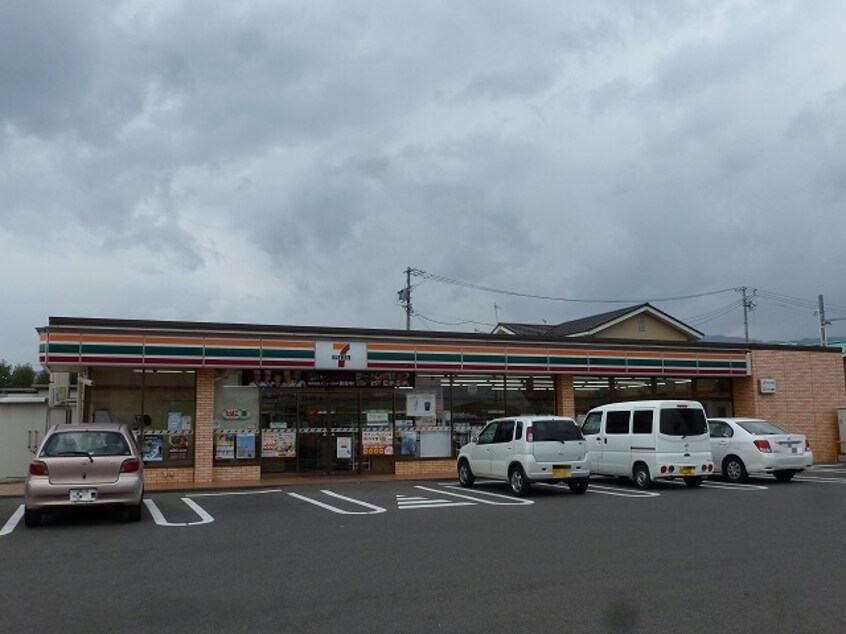 ｾﾌﾞﾝｲﾚﾌﾞﾝ 長野西和田店(コンビニ)まで218m メゾン・ド・ボヌールA棟