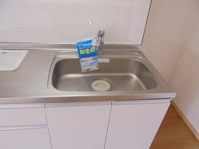 写真は204号室です。（参考） エヴァーグリーン2000