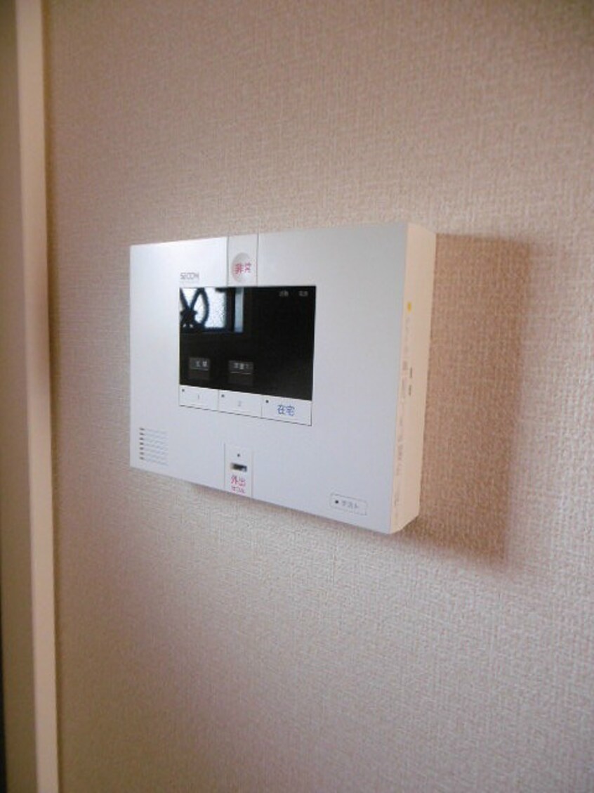 ホームセキュリティ　写真は101号室です（参考） アドバンス
