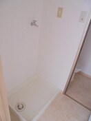 洗濯機置き場　写真は201号室です ハイムロジュマンＡ棟
