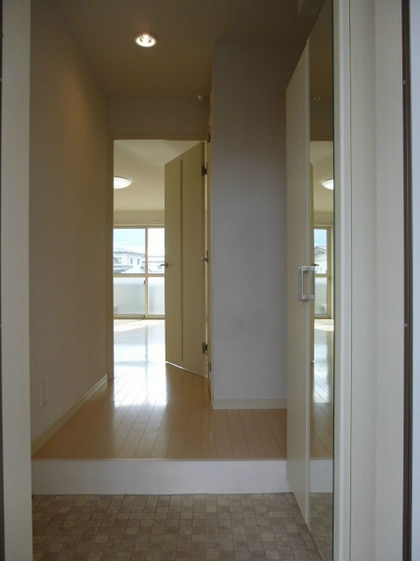 101号室です JOYタキザワ