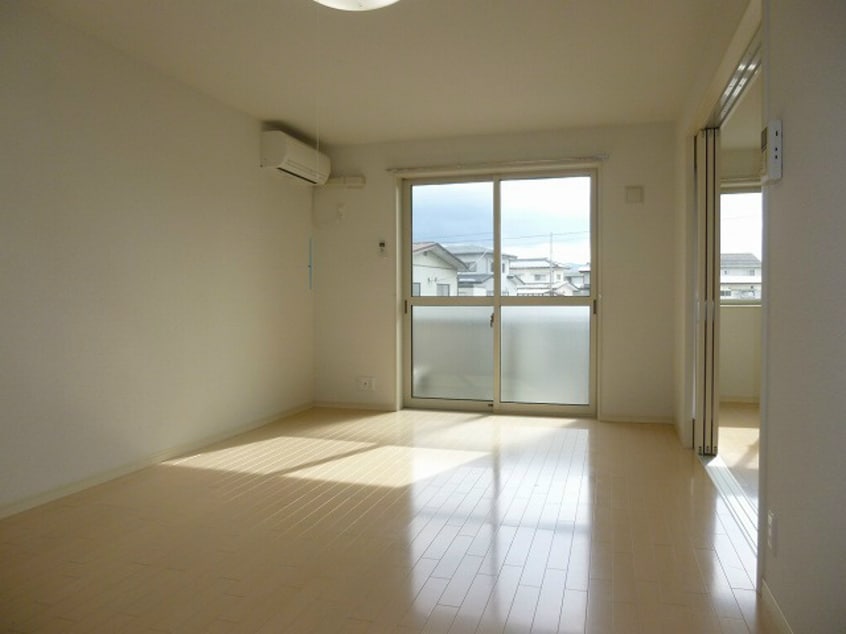 101号室です JOYタキザワ