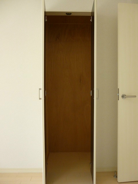 101号室です JOYタキザワ