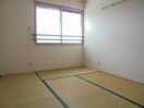 写真は205号室です（参考） コンフォート轟A