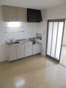 写真は205号室です（参考） コンフォート轟A