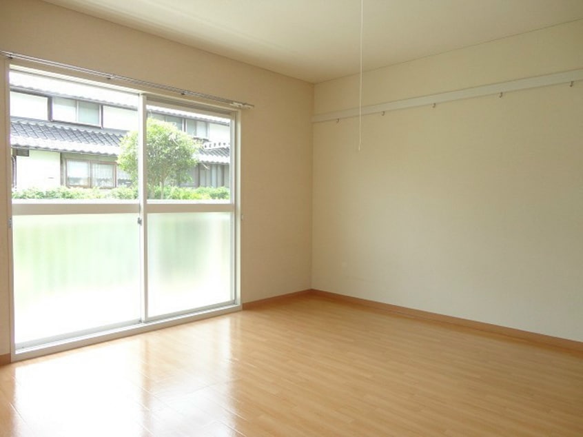 ※別部屋103号室写真です。 グリーンフラッツＮ棟