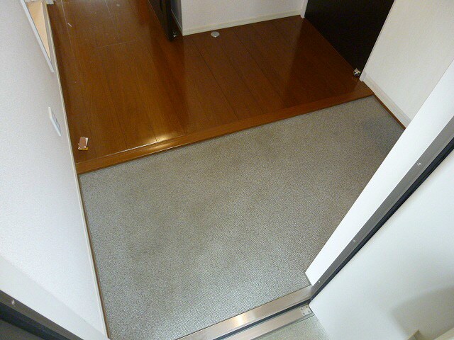 203号室のお部屋です 信越本線/長野駅 徒歩39分 2階 築15年