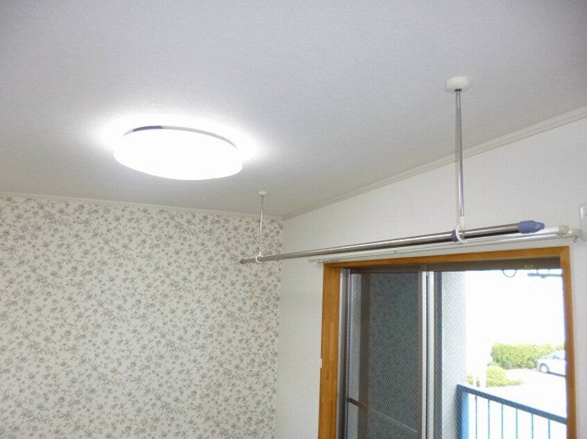 ※写真は　305号室（反転） セゾンＭＫ