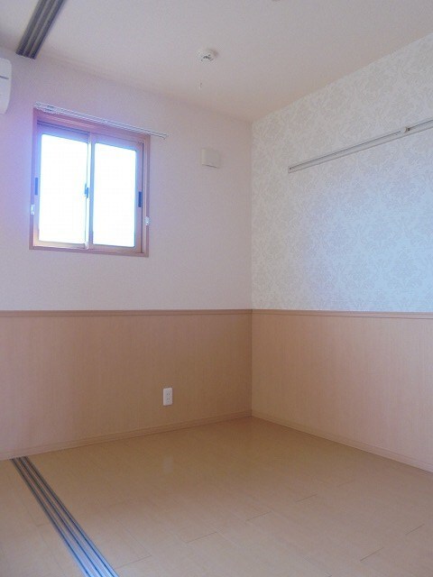 写真は203号室です（参考） プリマヴェーラＡ