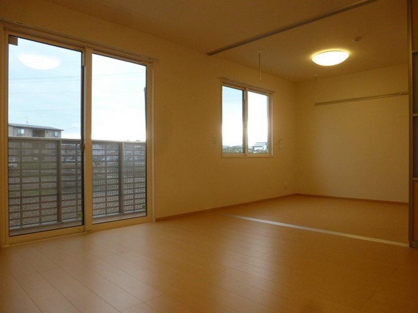 写真は102です アリエッタ