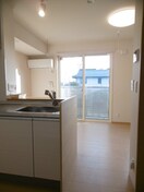 写真は202号室です。（参考） ベル・ラフィーネ