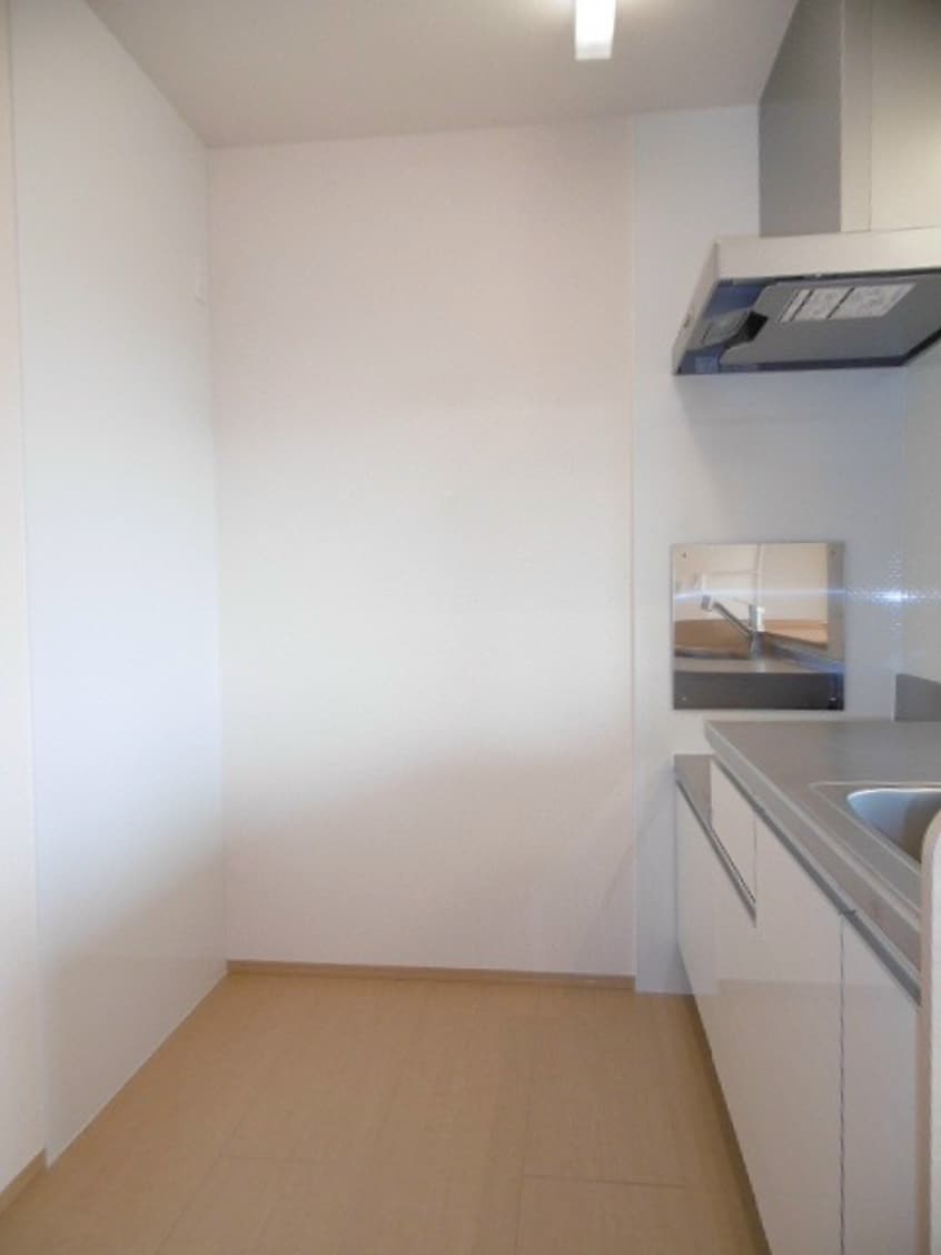 写真は202号室です。（参考） ベル・ラフィーネ