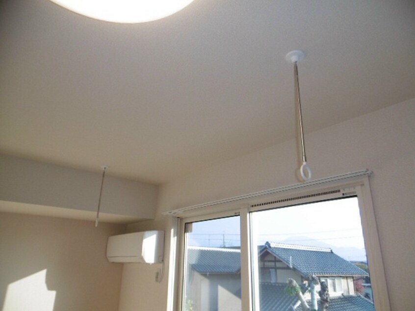 写真は202号室です。（参考） ベル・ラフィーネ