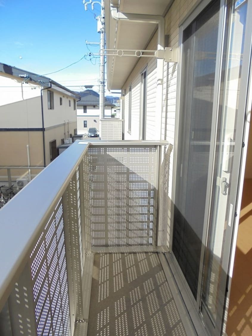 ※写真は別号室（反転）です。ご参考下さい。 エレンシア風間B