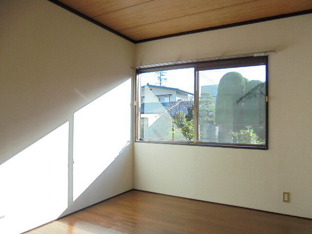 画像は１０１号室です（参考 アトゥレくらいしＳ