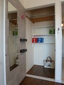 写真は202号室です（参考） カーサ・クリタ