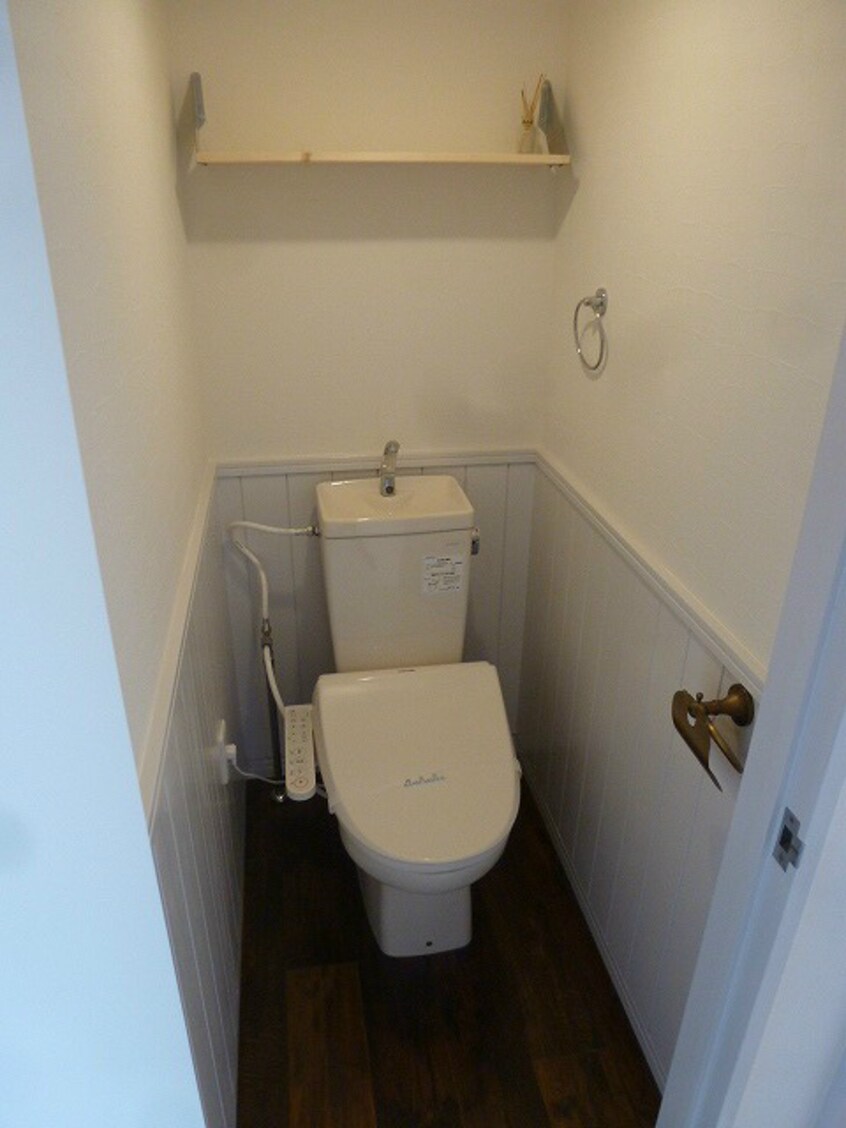 写真は202号室です（参考） カーサ・クリタ