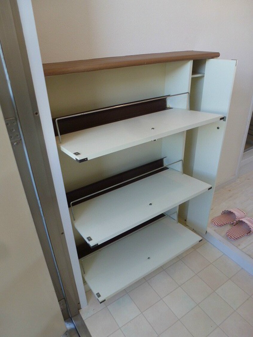 写真は202号室です（参考） カーサ・クリタ