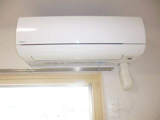 写真は205号室です サミット栗田中央