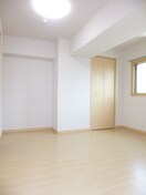 写真は205号室です サミット栗田中央