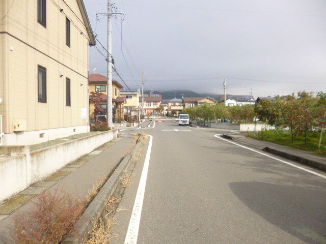 周辺道路 アザレアコートＢ棟