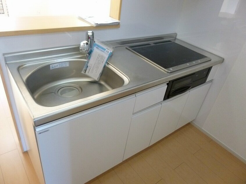 写真は103号室です。（参考） プリムヴェール