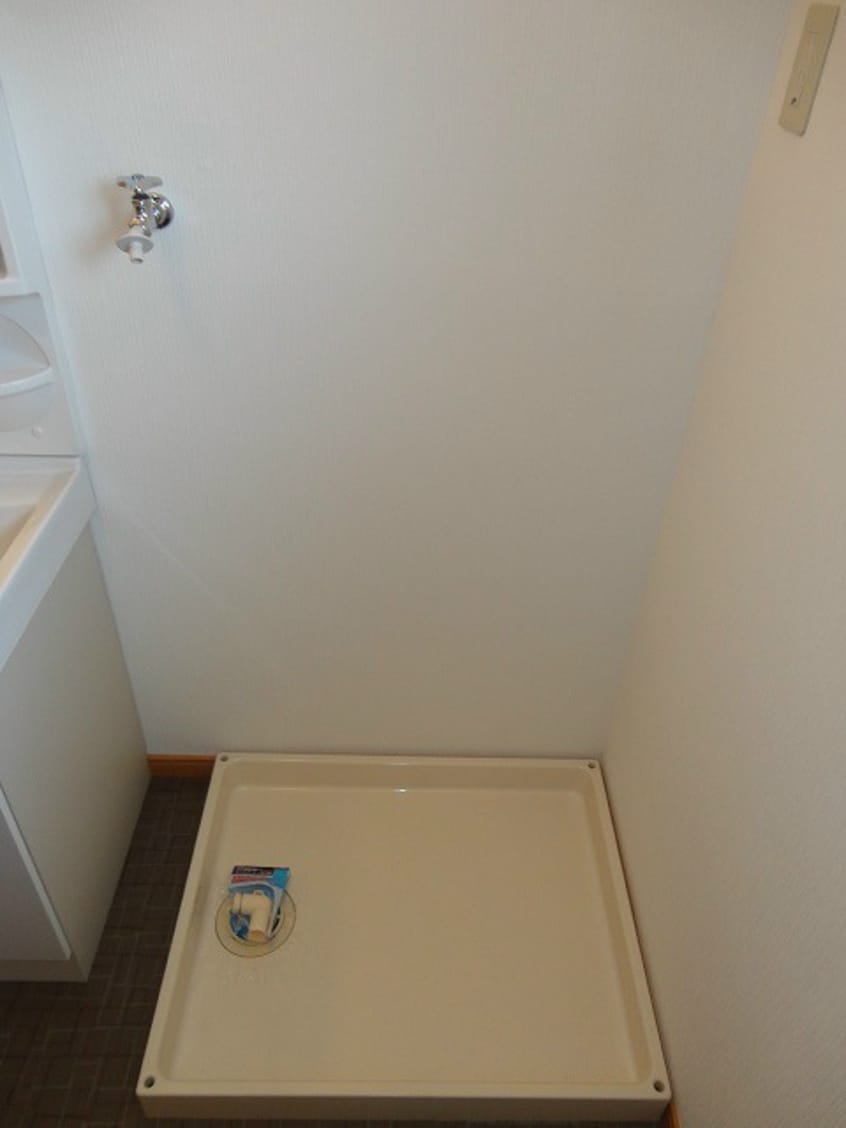 洗濯機置き場203号室です グランデ神田Ａ棟