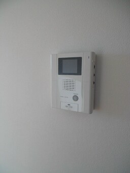 ＴＶモニターホン写真は305号室です。