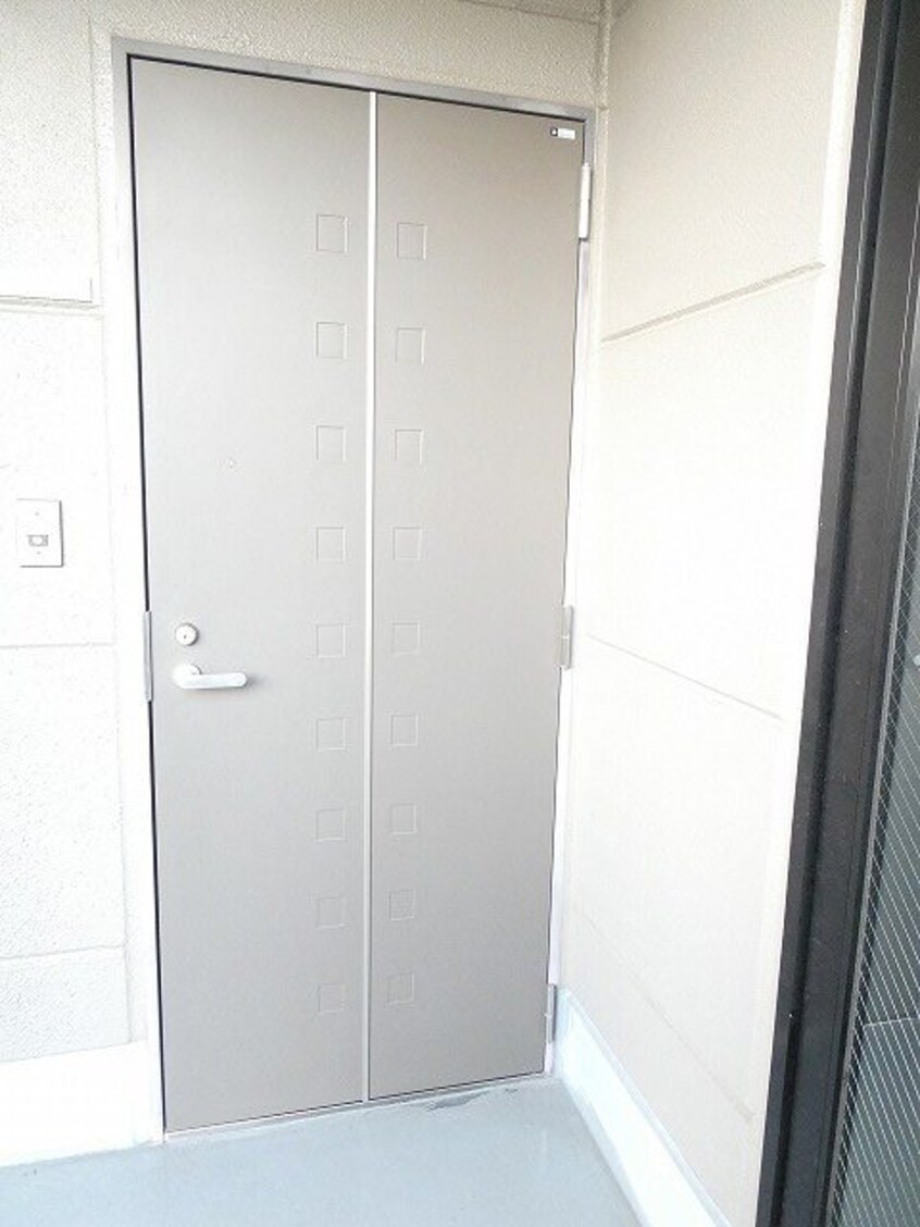 ※別部屋参考写真です。 小根山ビル