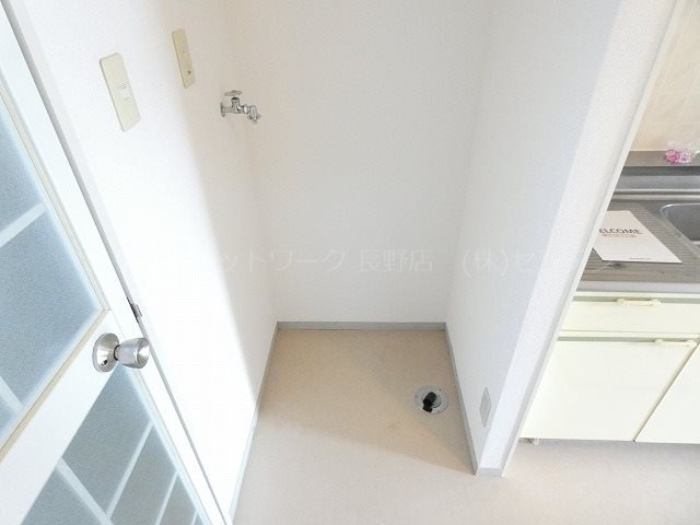 写真は108号室です（参考） アネーロ和田C