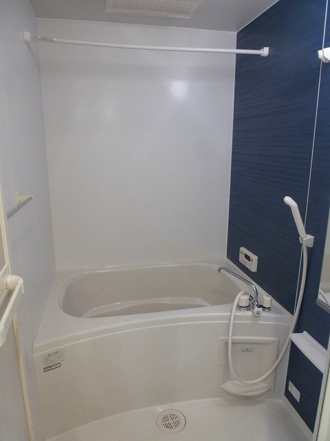 102の写真です シャロル若里