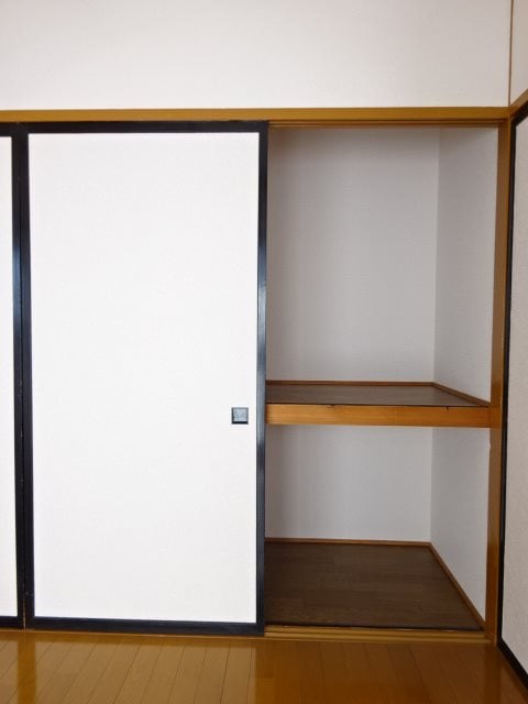  フラット三輪B棟