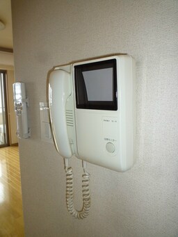 ※写真は　302号室