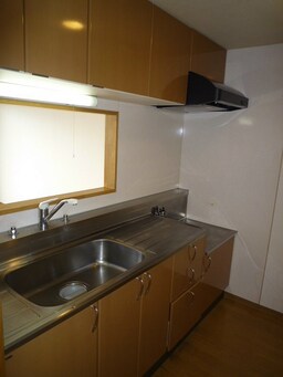 ※写真は　302号室