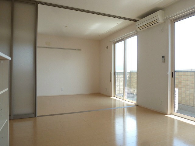 写真は301号室です（参考） フルール・ド・ルージュ