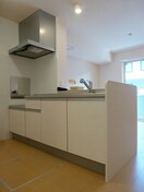 写真は103号室です（参考） ペルソワール高田