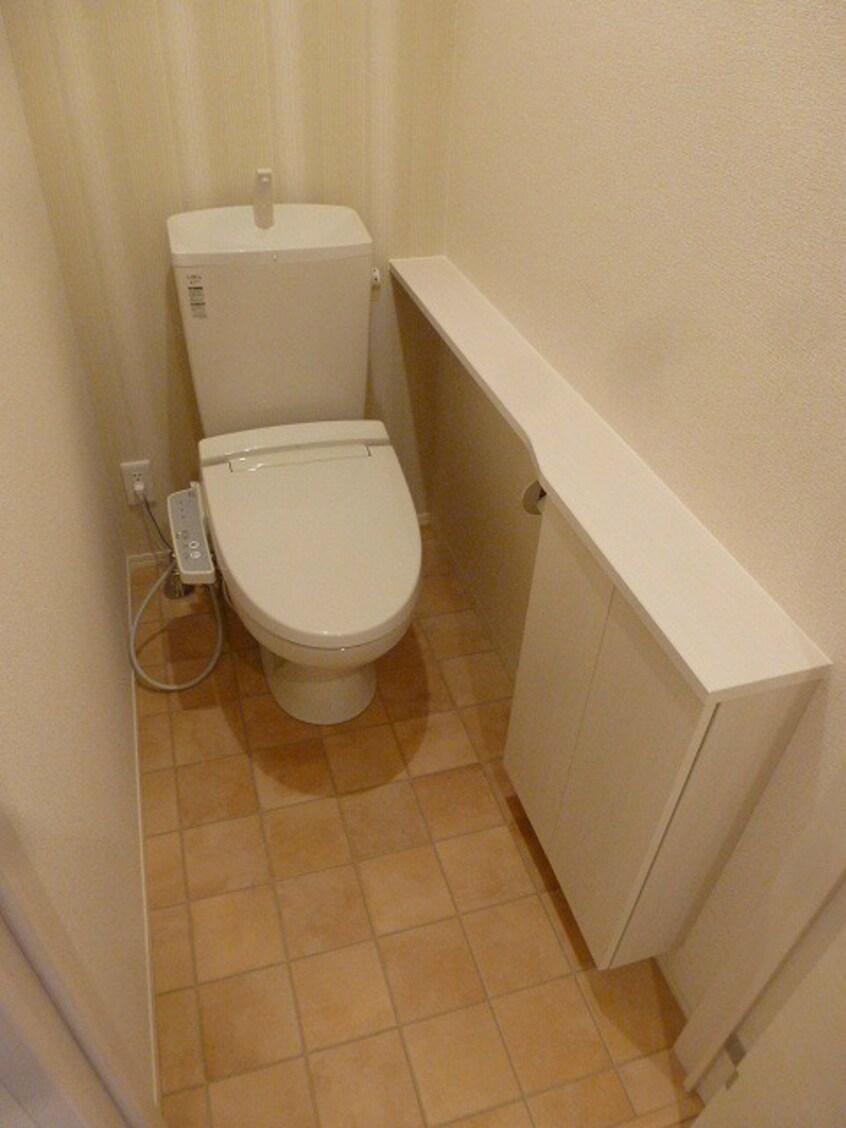 写真は103号室です（参考） ペルソワール高田