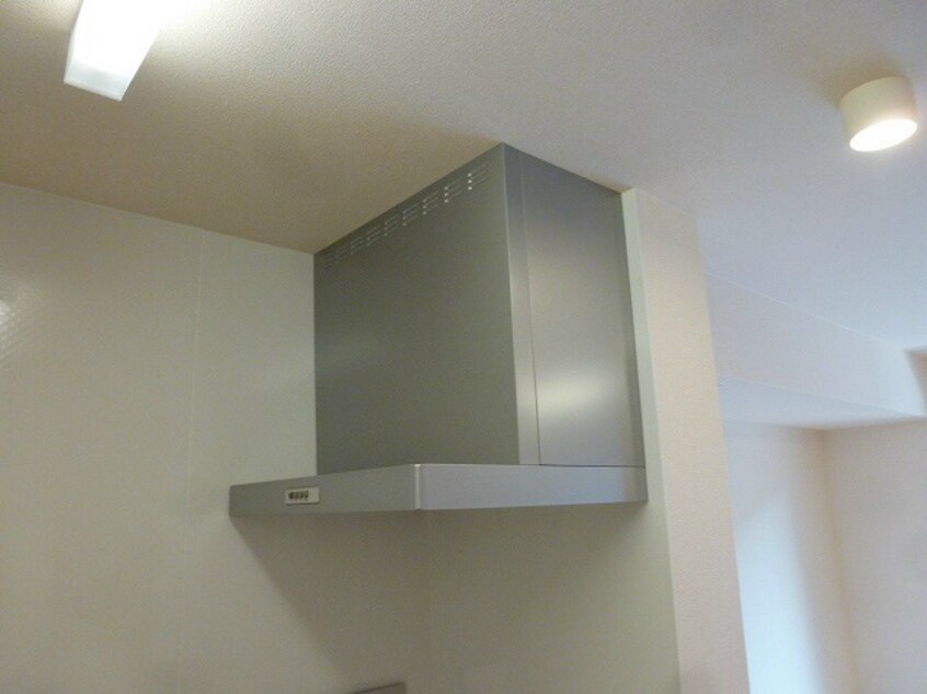 写真は103号室です（参考） ペルソワール高田