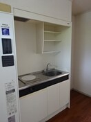 写真は103号室です（参考） プリオールＵ