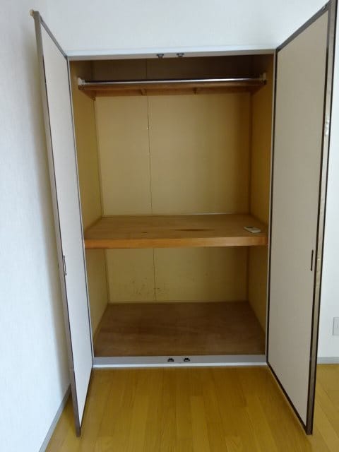 写真は103号室です（参考） プリオールＵ