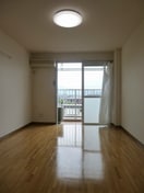 写真は別号室です。 スリーパーシモンズパレス