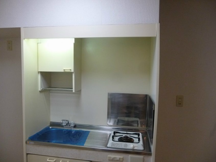 写真は別号室です。 スリーパーシモンズパレス