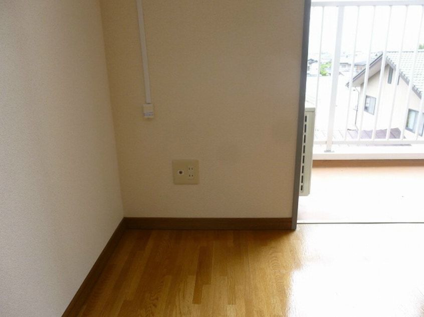 写真は別号室です。 スリーパーシモンズパレス