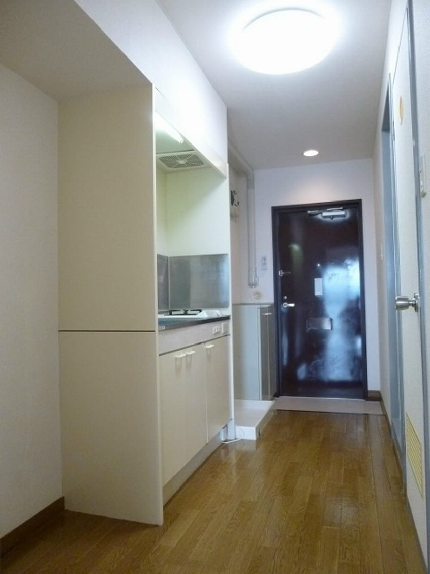 写真は別号室です。 スリーパーシモンズパレス