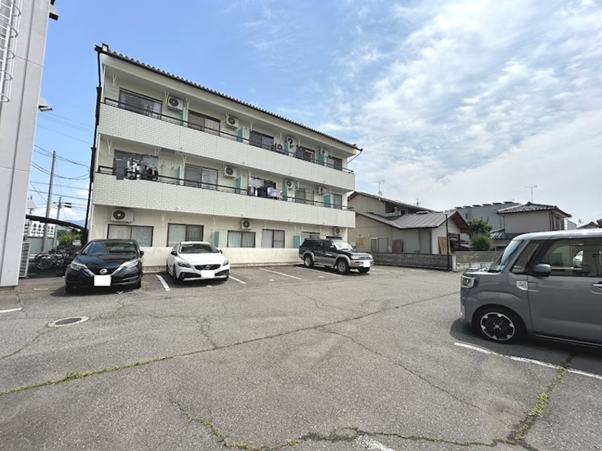  ホワイトタウン